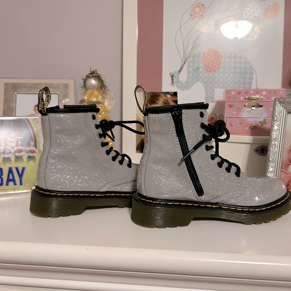 Youth Dr. Martens - Silver Glitter